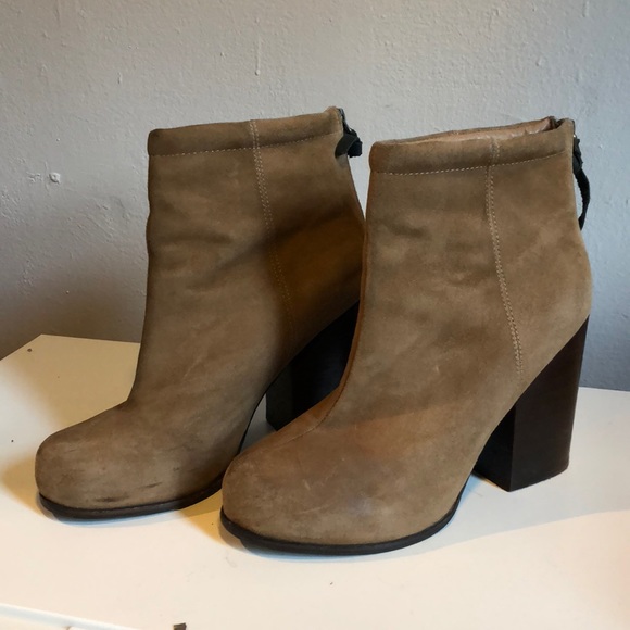 Jeffrey Campbell Rumble Bootie Suede - Picture 2 of 9